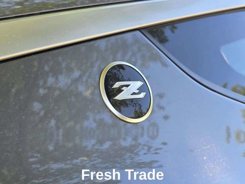 Used 2025 Nissan Z Performance w/ Floor Mat Package RWD image 7
