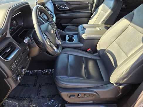 Used 2024 Chevrolet Tahoe LT image 9