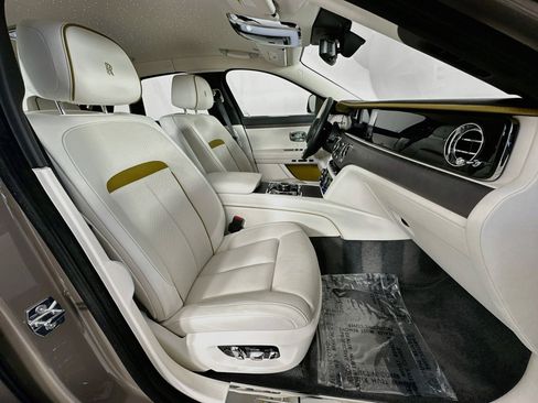Certified 2026 Rolls-Royce Ghost AWD/4WD image 28