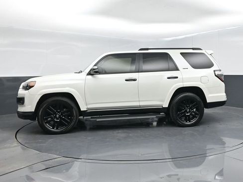 Used 2021 Toyota 4Runner Nightshade AWD/4WD image 5