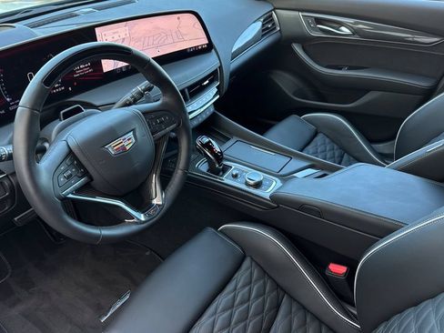 Used 2025 Cadillac CT5 V Blackwing w/ Carbon Fiber 2 Package RWD image 10