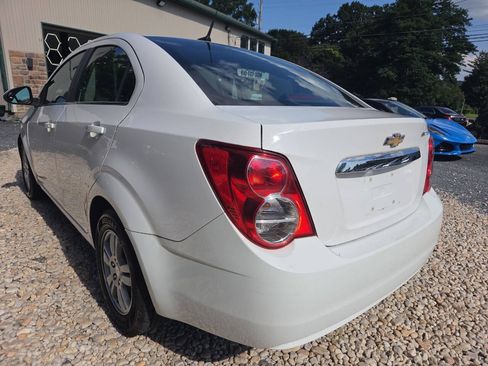 Used 2014 Chevrolet Sonic LT FWD image 4