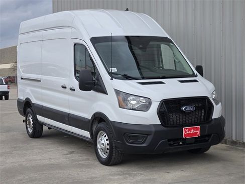 Used 2022 Ford Transit 250 148 High Roof AWD image 6