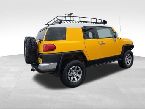 Used 2007 Toyota FJ Cruiser 4WD image 8