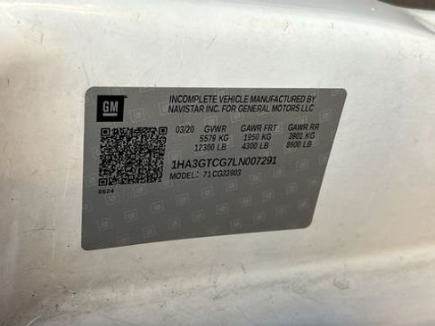 Used 2020 Chevrolet Express 3500 Extended w/ Power Convenience Package RWD image 33