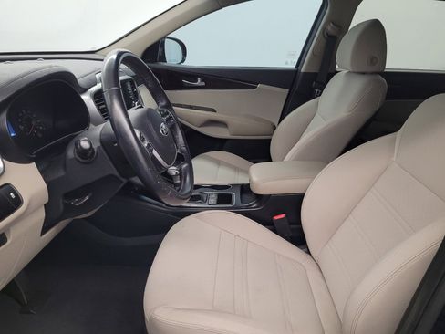 Used 2020 Kia Sorento LX w/ LX I4 Convenience Package FWD image 17
