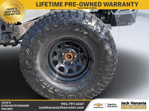 Used 2014 Jeep Wrangler Unlimited Rubicon w/ Connectivity Group image 10