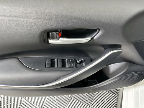 Used 2021 Toyota Corolla SE image 15