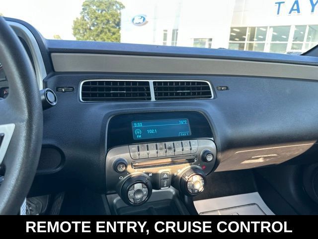 Used 2011 Chevrolet Camaro LS RWD image 3