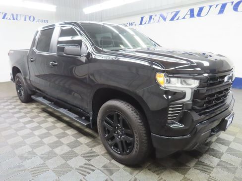 Used 2024 Chevrolet Silverado 1500 RST w/ Convenience Package II image 3