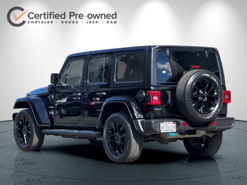 Used 2023 Jeep Wrangler Unlimited Sahara image 6