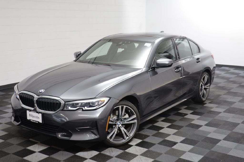 Used 2022 BMW 330i xDrive Sedan w/ Driving Assistance Package AWD/4WD image 2
