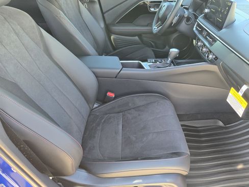 Certified 2025 Acura ADX A-Spec image 12