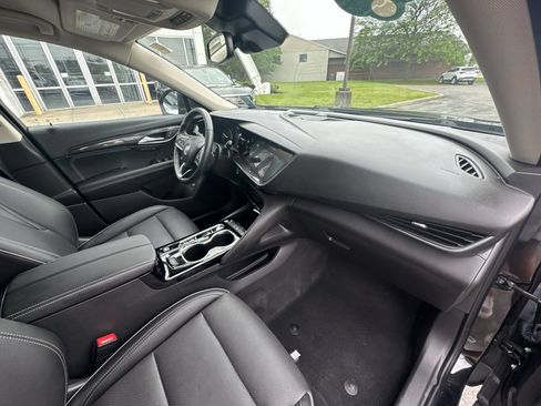 Certified 2023 Buick Envision Essence FWD image 28