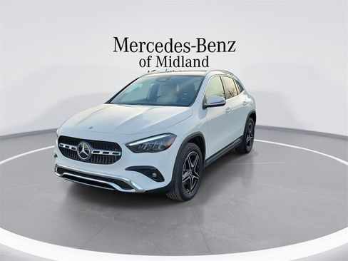 New 2026 Mercedes-Benz GLA 250 GLA 250 image 3