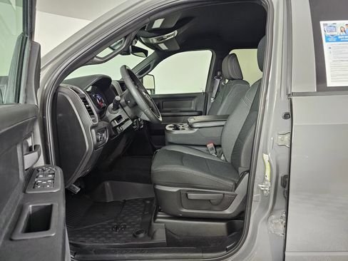 New 2026 RAM 2500 Tradesman AWD/4WD image 18