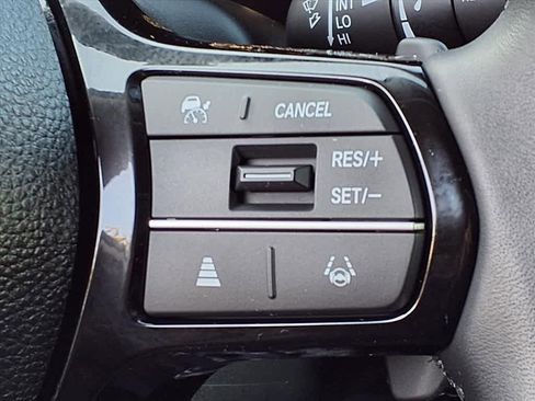 Certified 2025 Honda Pilot Touring image 19