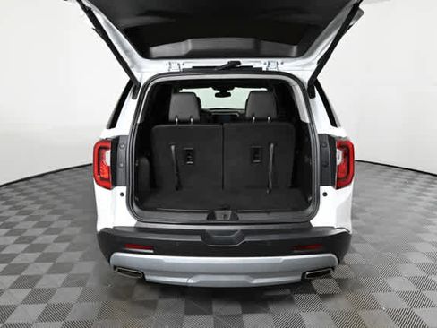 Used 2022 GMC Acadia SLT w/ Technology Package image 10