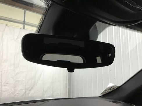 Used 2024 Jeep Grand Cherokee L Altitude image 19