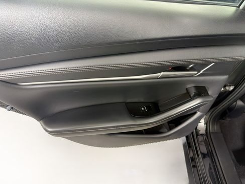Used 2024 MAZDA MAZDA3 s FWD image 24