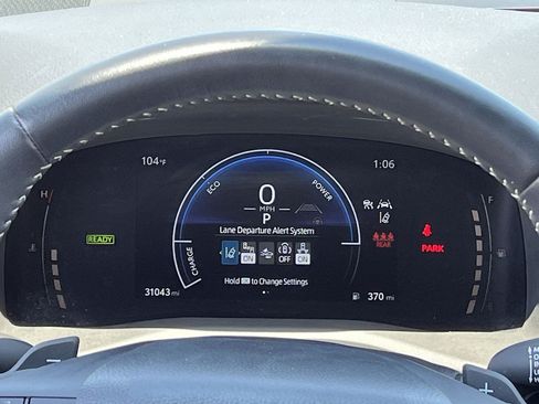 Used 2026 Toyota Camry SE FWD image 13