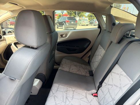 Used 2013 Ford Fiesta SE w/ Super Fuel Economy Pkg FWD image 17