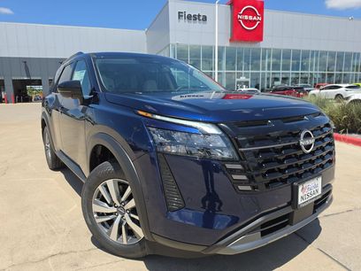 New 2026 Nissan Pathfinder SL