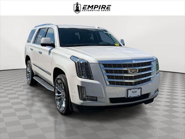 Used 2020 Cadillac Escalade Luxury w/ LPO, Radiant Package AWD/4WD image 1