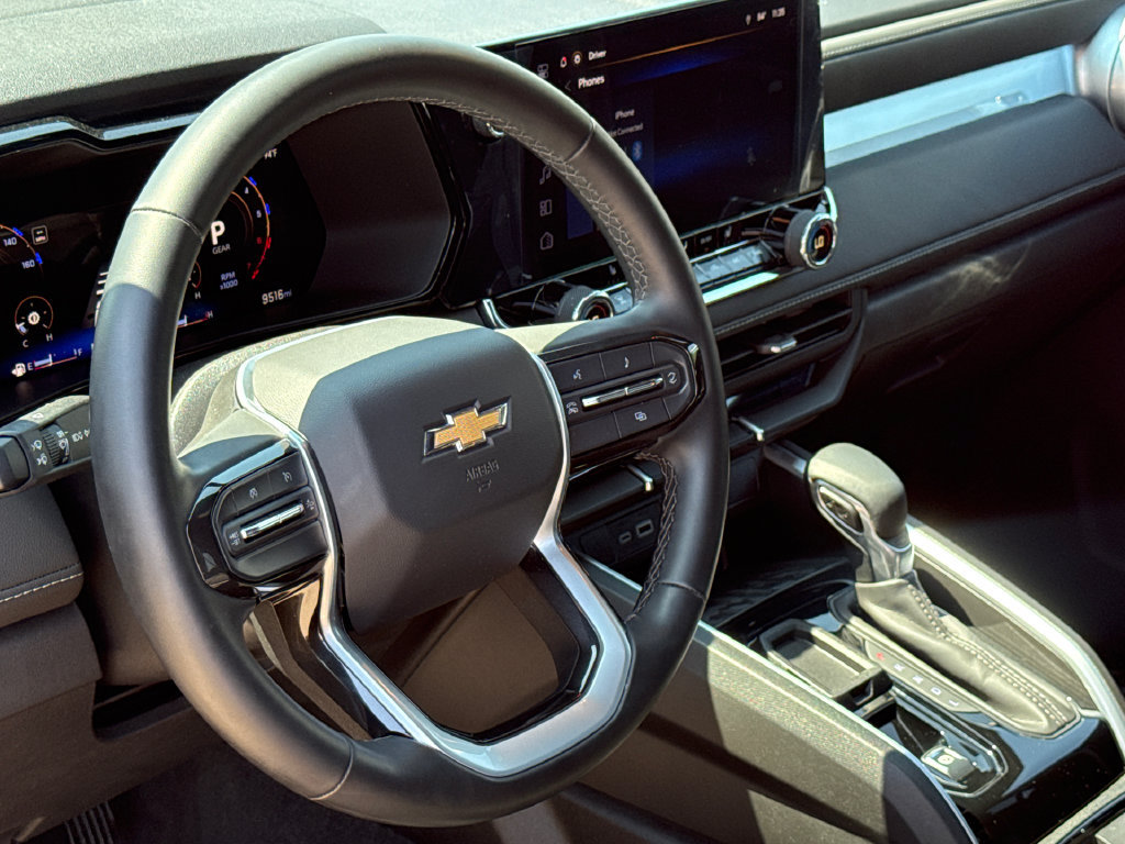 Used 2025 Chevrolet Colorado LT RWD image 17