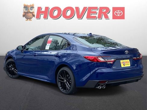 New 2026 Toyota Camry SE image 5
