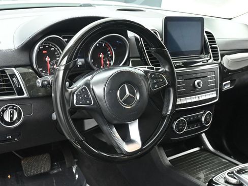 Used 2018 Mercedes-Benz GLS 550 4MATIC w/ Driver Assistance Package image 23