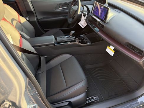New 2026 Toyota Prius Plug-In Hybrid FWD image 23