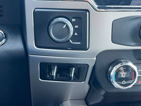 Used 2022 Ford F250 Lariat w/ Black Appearance Package AWD/4WD image 34
