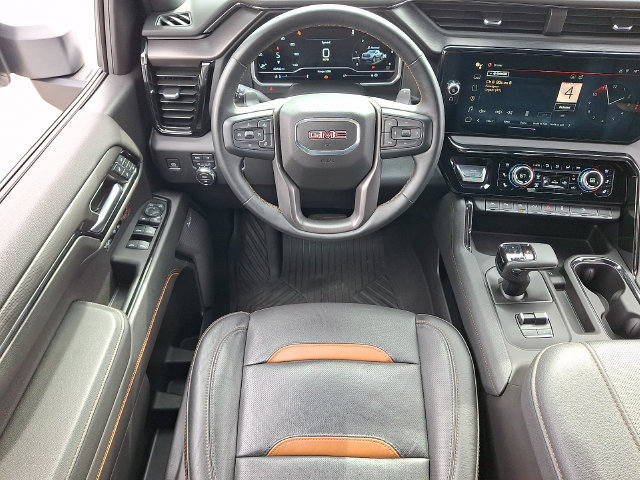 Used 2023 GMC Sierra 1500 AT4 w/ AT4 Premium Package AWD/4WD image 3