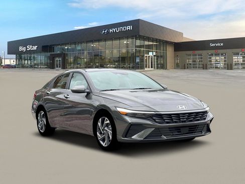 New 2026 Hyundai Elantra Limited FWD image 11