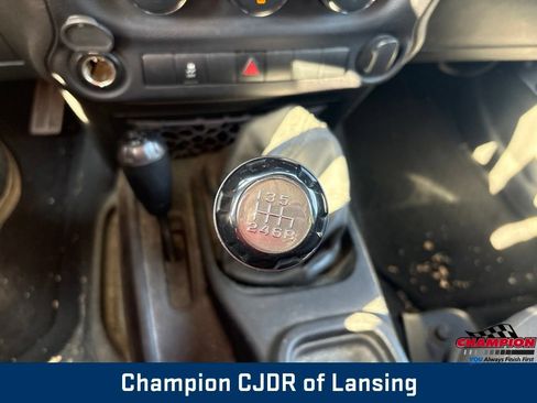 Used 2013 Jeep Wrangler Unlimited Sport AWD/4WD image 23