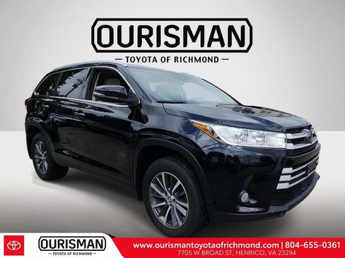 Certified 2019 Toyota Highlander XLE AWD/4WD image 1