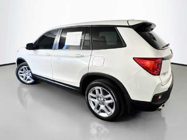 Used 2025 Honda Passport EX-L image 6