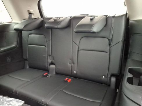 New 2026 Nissan Pathfinder SL image 30