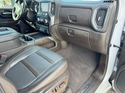 Used 2020 GMC Sierra 3500 Denali w/ Denali Ultimate Package AWD/4WD image 15