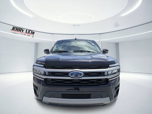 Used 2022 Ford Expedition XLT RWD image 8
