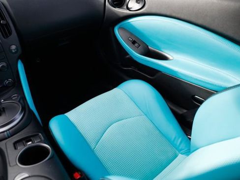 Used 2020 Nissan 370Z NISMO image 19