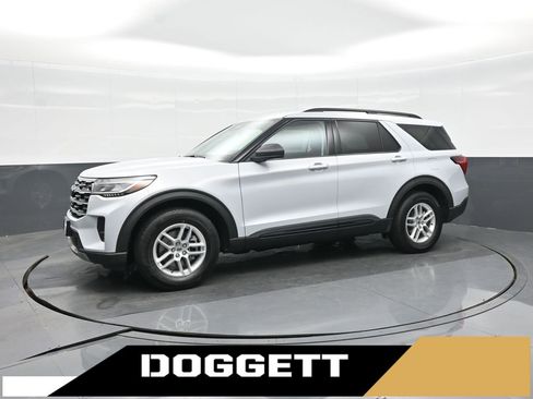 New 2026 Ford Explorer Active w/ Active Comfort Package image 1