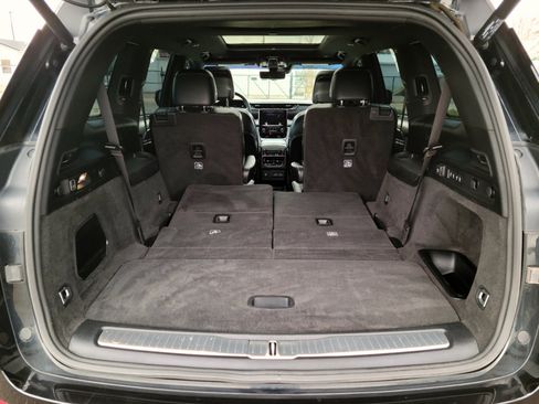 Used 2021 Jeep Grand Cherokee L Overland w/ Advanced Protech Group III image 25