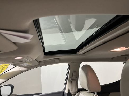 Used 2021 Nissan Rogue Sport SL w/ Premium Package image 24