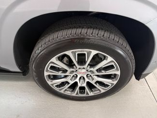 New 2026 GMC Yukon XL Denali w/ Sun & Power Step Package RWD video 4