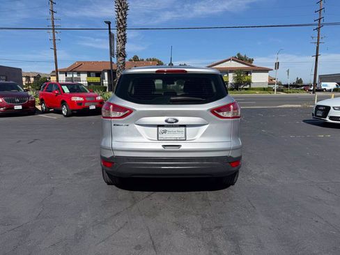 Used 2013 Ford Escape S FWD image 3