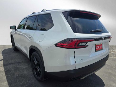 New 2026 Toyota Grand Highlander Limited AWD/4WD image 5