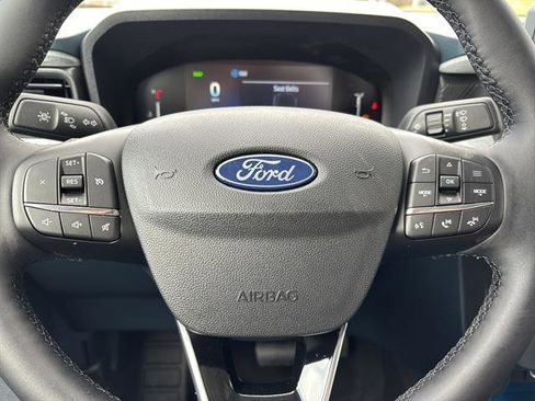 New 2026 Ford Maverick XLT image 25