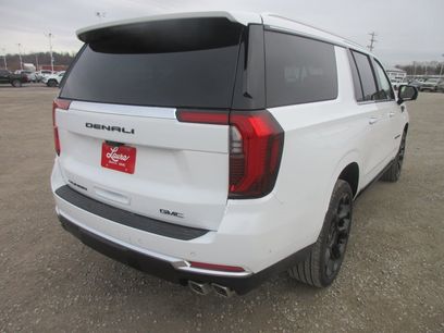 New 2026 GMC Yukon XL Denali w/ Denali Reserve Package
